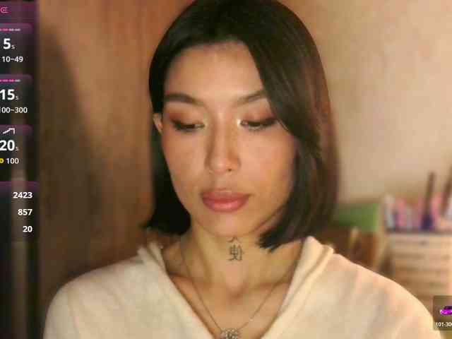 Girl-next-door webcam