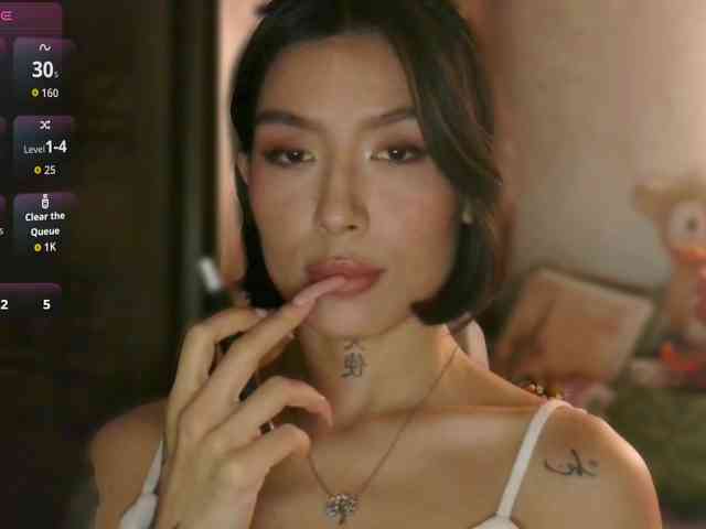 Girl-next-door webcam