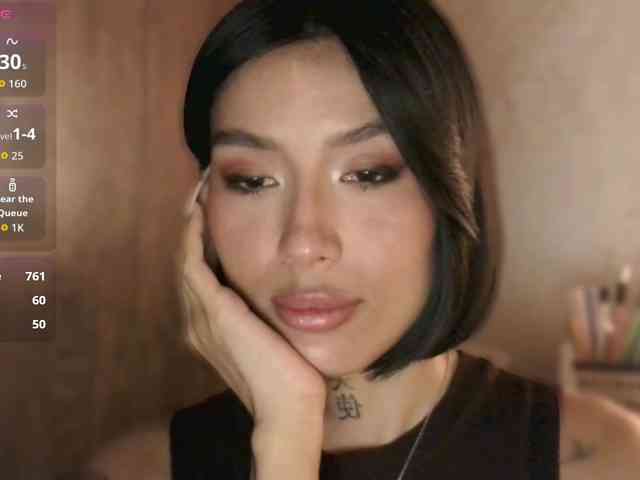 Girl-next-door webcam