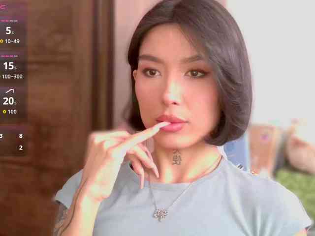 Girl-next-door webcam