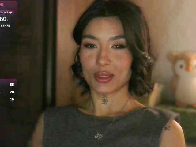 Girl-next-door webcam