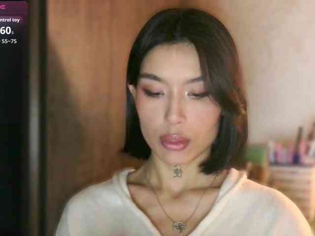 Girl-next-door webcam