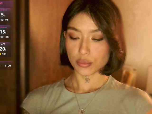 Girl-next-door webcam