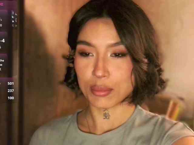 Girl-next-door webcam