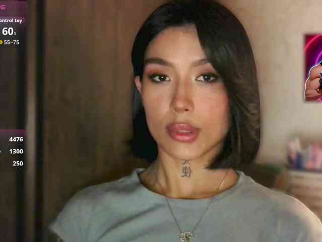 Girl-next-door webcam