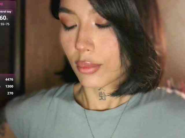 Girl-next-door webcam