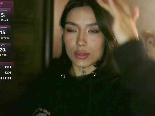 Girl-next-door webcam