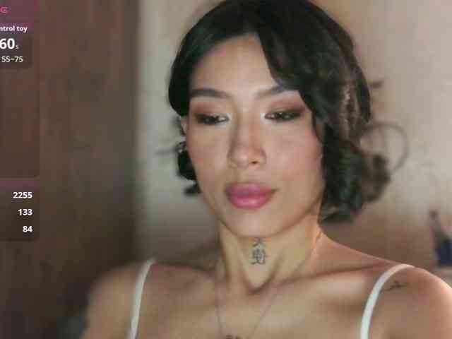 Girl-next-door webcam