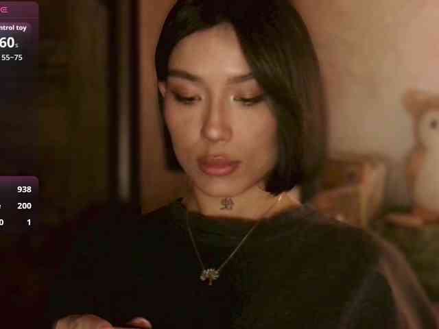 Girl-next-door webcam