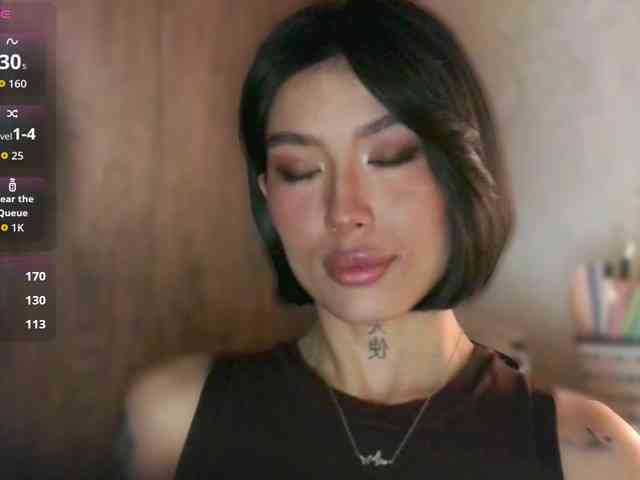 Girl-next-door webcam