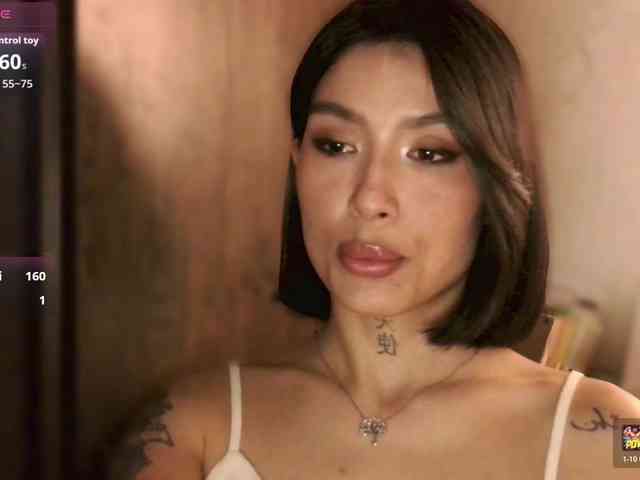 Girl-next-door webcam