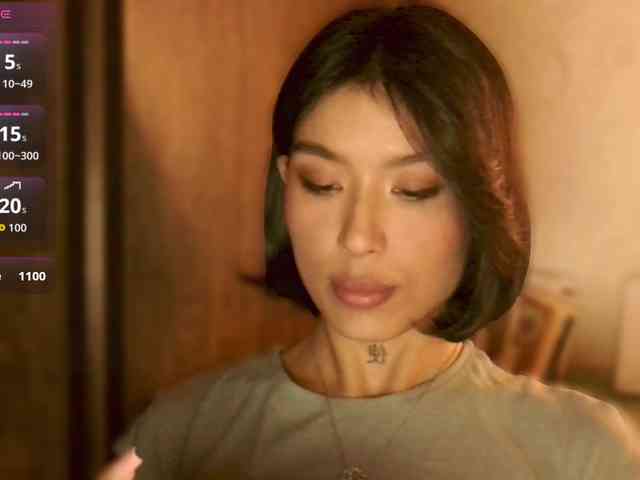 Girl-next-door webcam