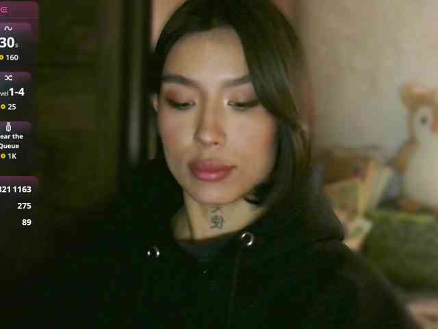 Girl-next-door webcam