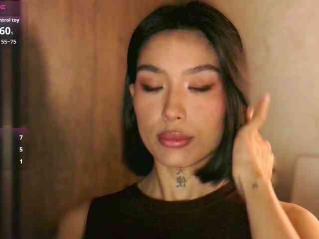 Girl-next-door webcam