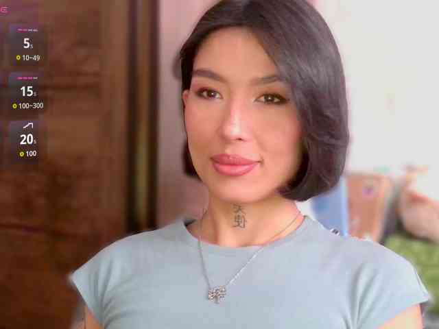 Girl-next-door webcam