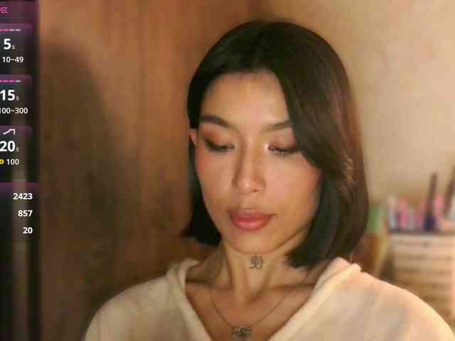 Girl-next-door webcam