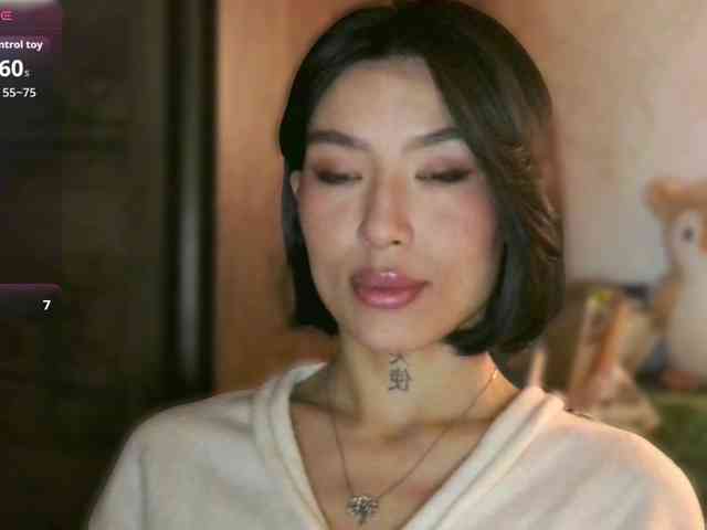 Girl-next-door webcam