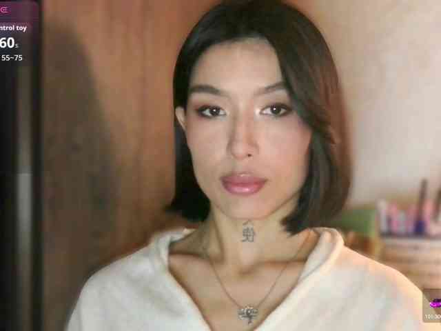 Girl-next-door webcam