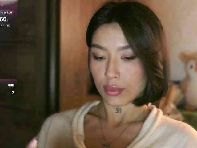 Girl-next-door webcam