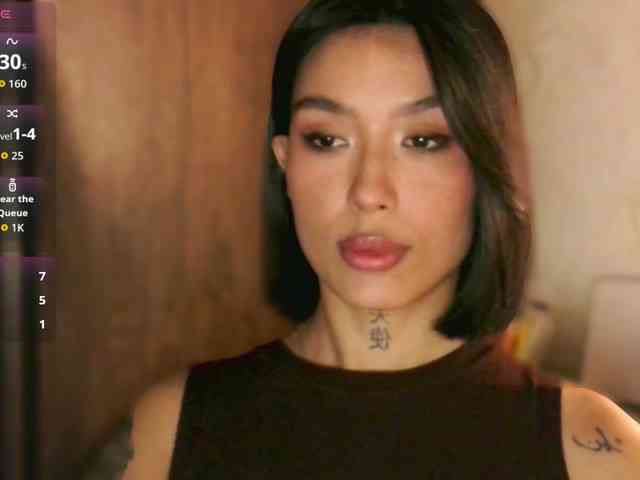 Girl-next-door webcam