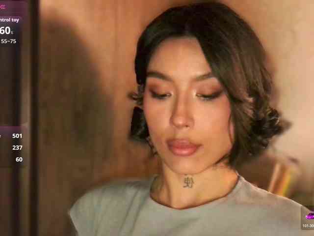 Girl-next-door webcam