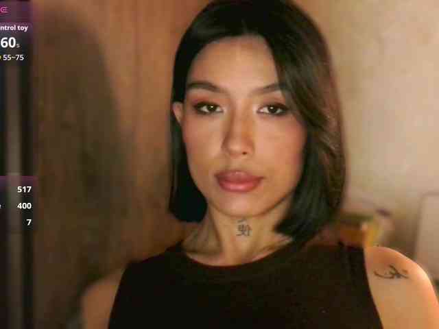 Girl-next-door webcam