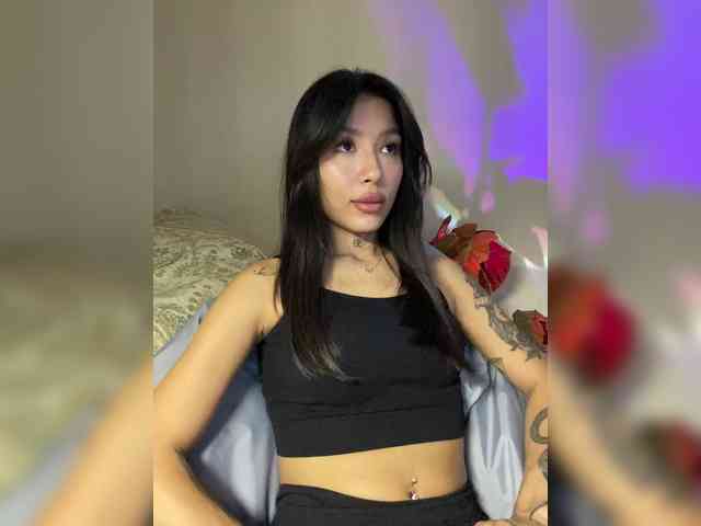 Girl-next-door webcam