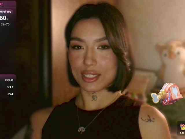 Girl-next-door webcam