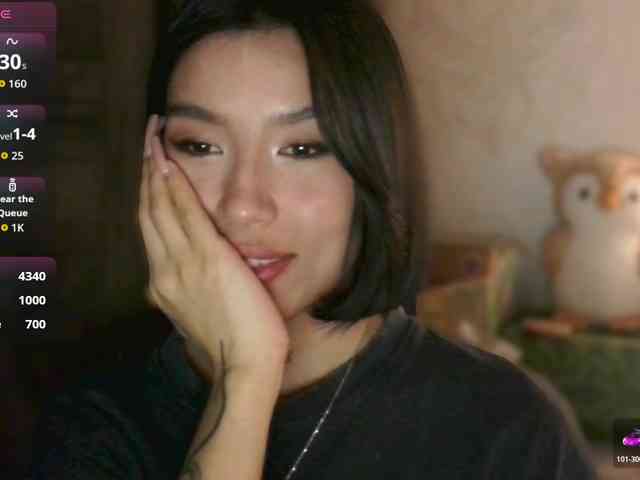 Girl-next-door webcam