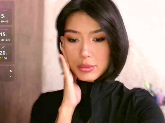 Girl-next-door webcam