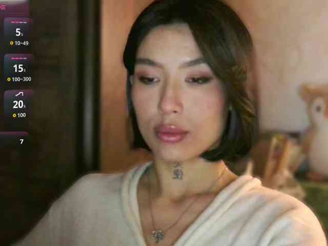 Girl-next-door webcam