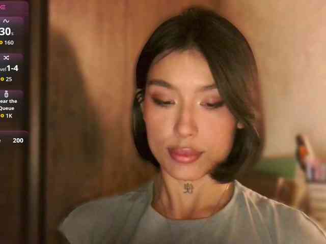 Girl-next-door webcam