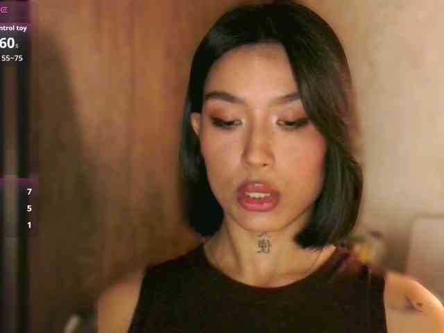 Girl-next-door webcam