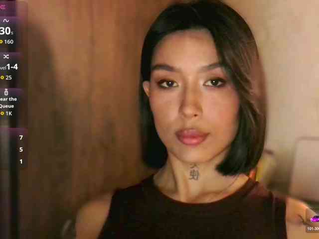 Girl-next-door webcam