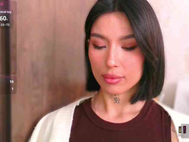 Girl-next-door webcam