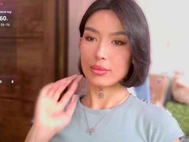 Girl-next-door webcam