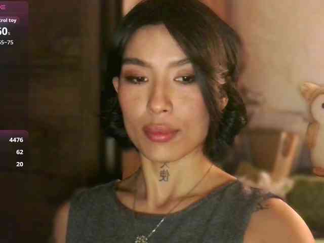 Girl-next-door webcam