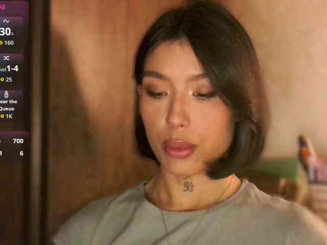 Girl-next-door webcam