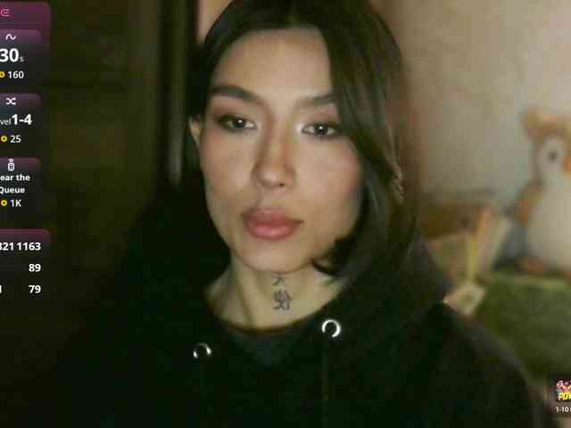 Girl-next-door webcam