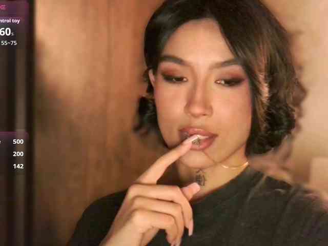 Girl-next-door webcam