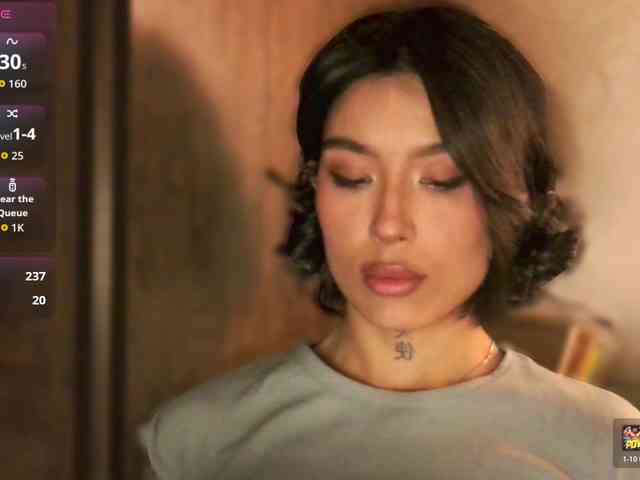 Girl-next-door webcam