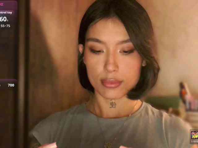 Girl-next-door webcam