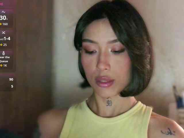 Girl-next-door webcam