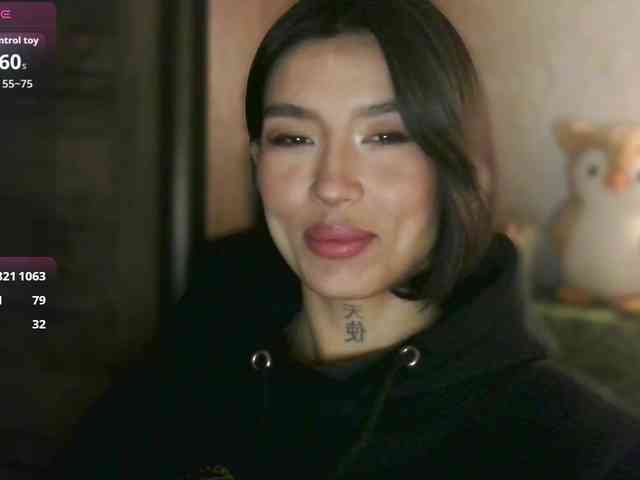 Girl-next-door webcam