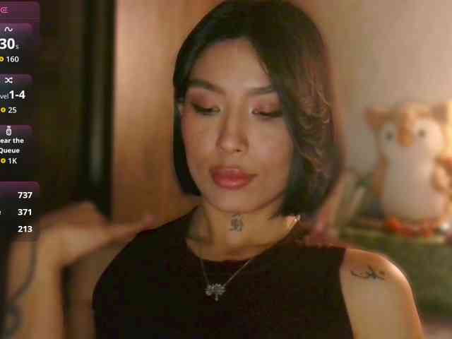 Girl-next-door webcam