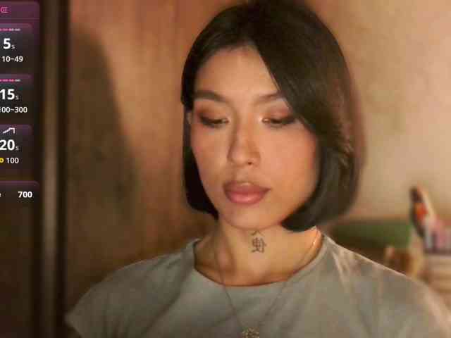 Girl-next-door webcam