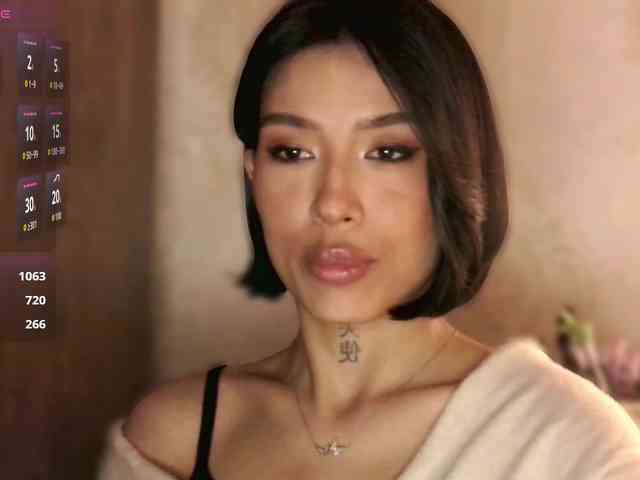 Girl-next-door webcam