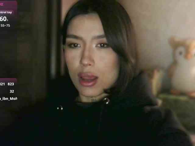 Girl-next-door webcam