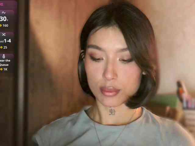 Girl-next-door webcam