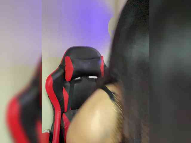 Girl-next-door webcam
